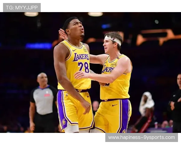 NBA巨星交易传闻升级 勇士湖人火箭等球队欲重组阵容冲击总冠军