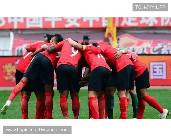 中国足球再迎重磅赛季,超级联赛冠军争夺战白热化 中国足球再迎重磅赛季,超级联赛冠军争夺战白热化